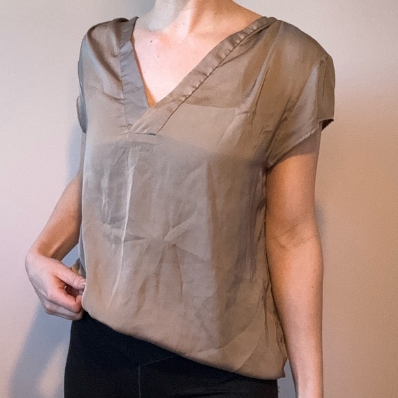 H&M Conscious Shiny Top - Picture 2 of 7